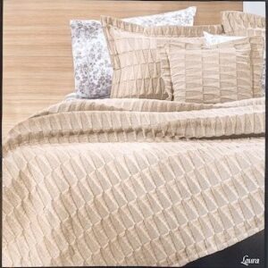 Moda De Casa Laura Bedspread