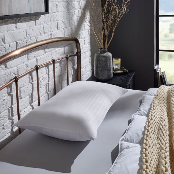 fbc-luna-pillow Luna Extra Firm Pillow