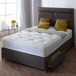 Victoria Bedstead Stone White and Brass